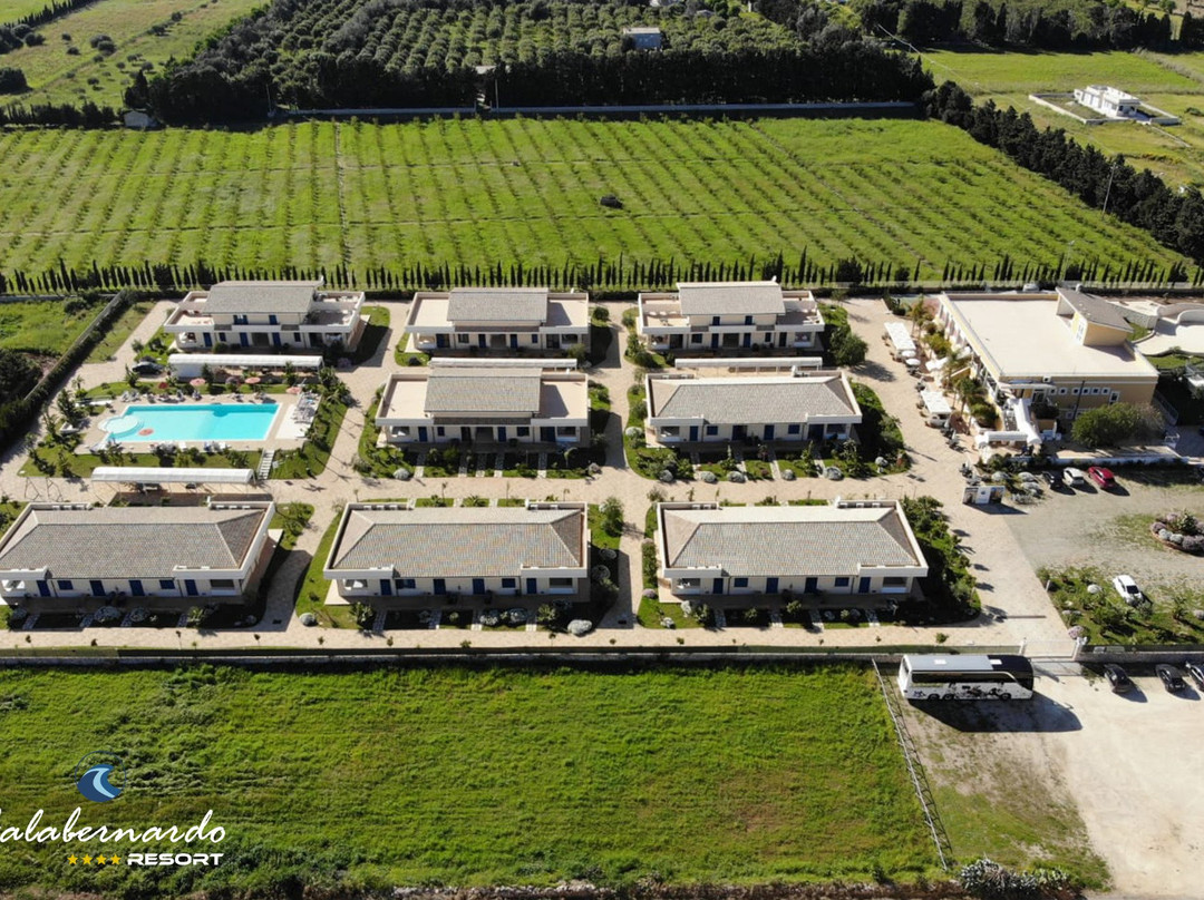 Cicirata酒店住宿-Calabernardo Resort