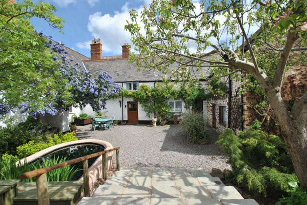 Rodhuish酒店住宿-Steps Farmhouse B&B