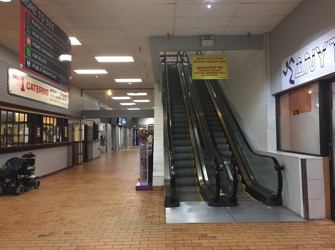 Rupert Square Mall-鲁珀特港必去景点