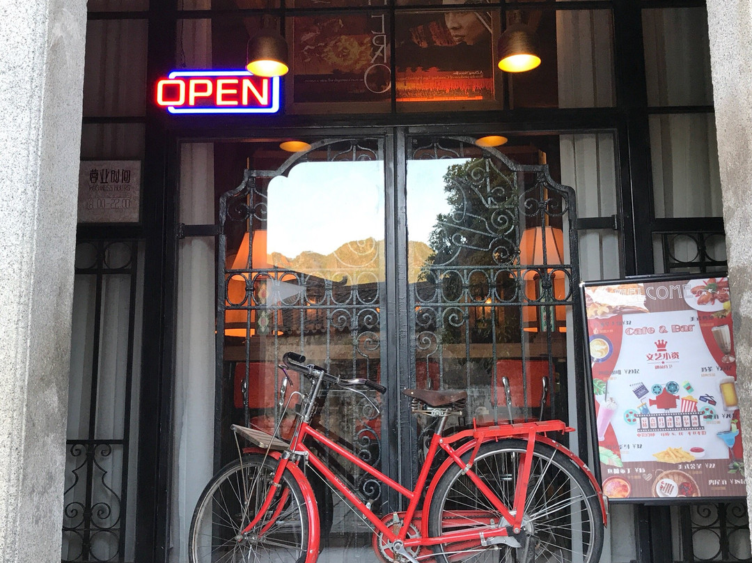 御前侍卫艺术精品酒店主图