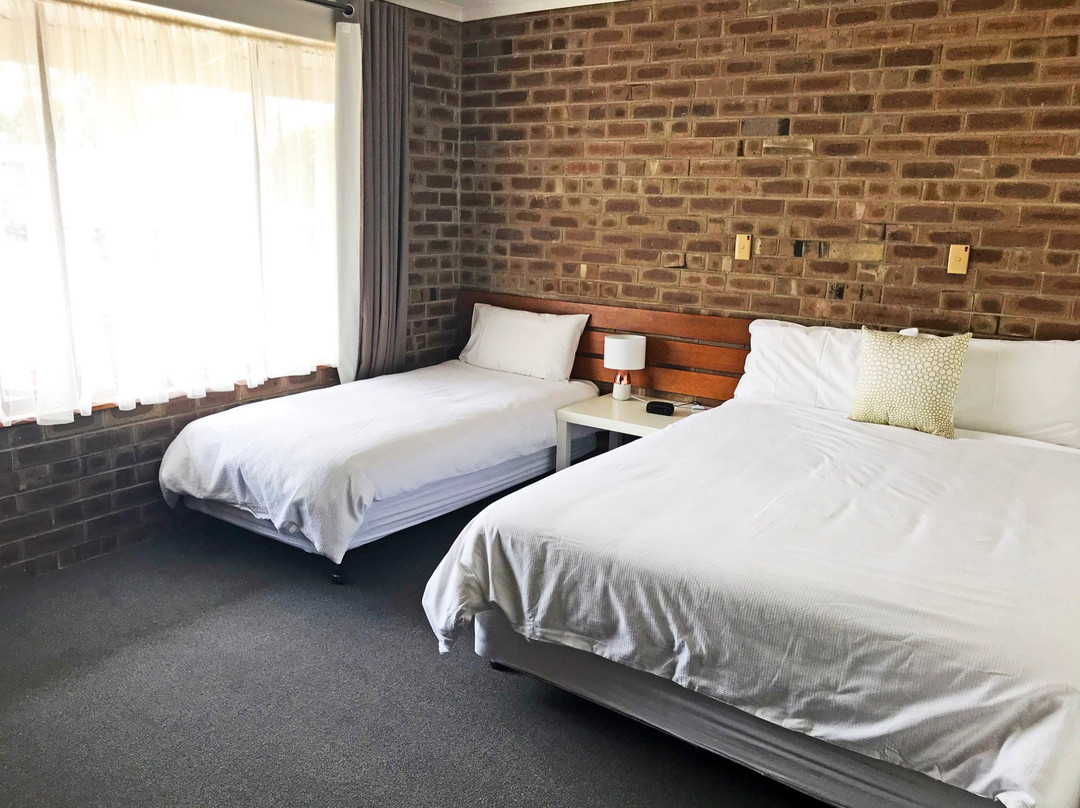 Lake Albert Motel主图