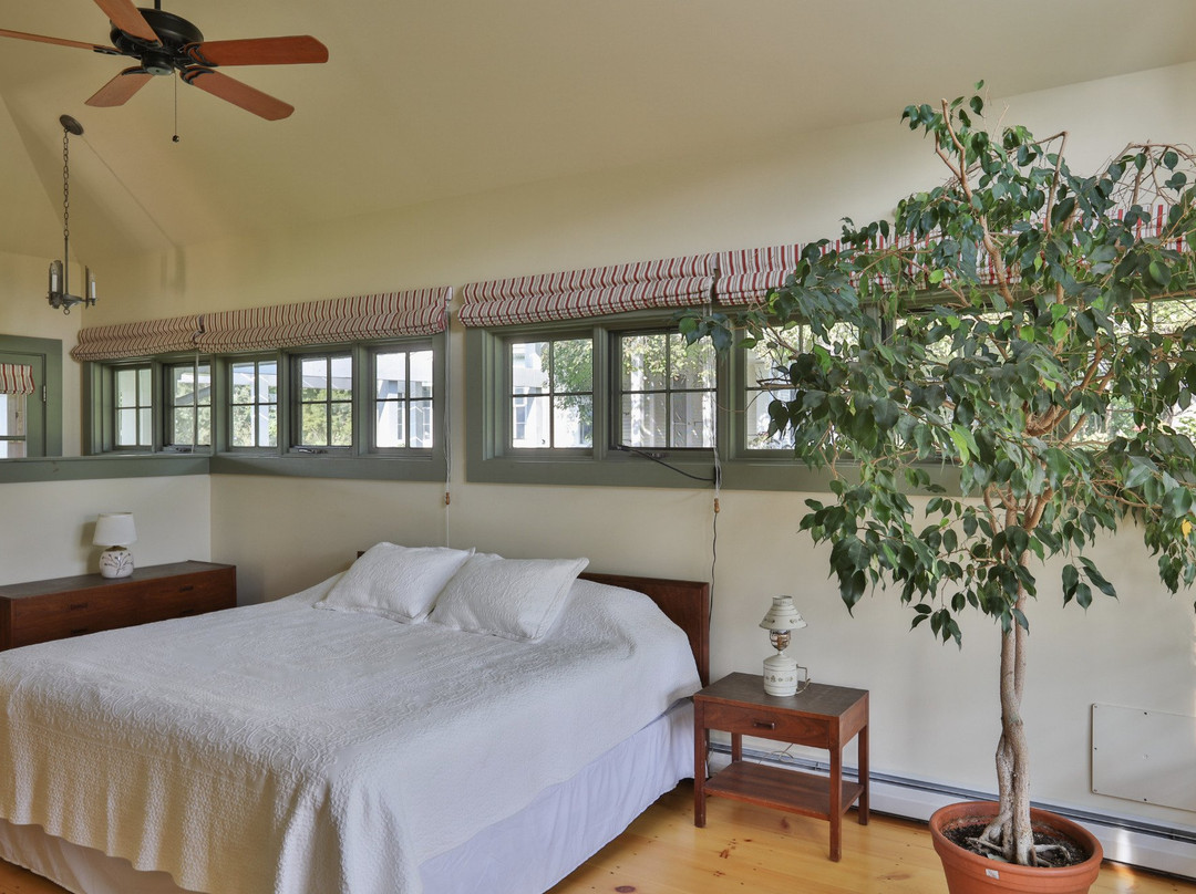 Whitford House Cottage主图