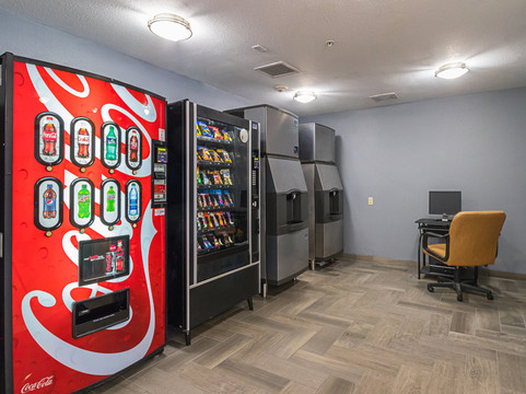 Suburban Studios Waterloo主图