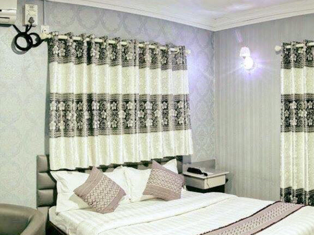 Thiha Bala Hotel主图