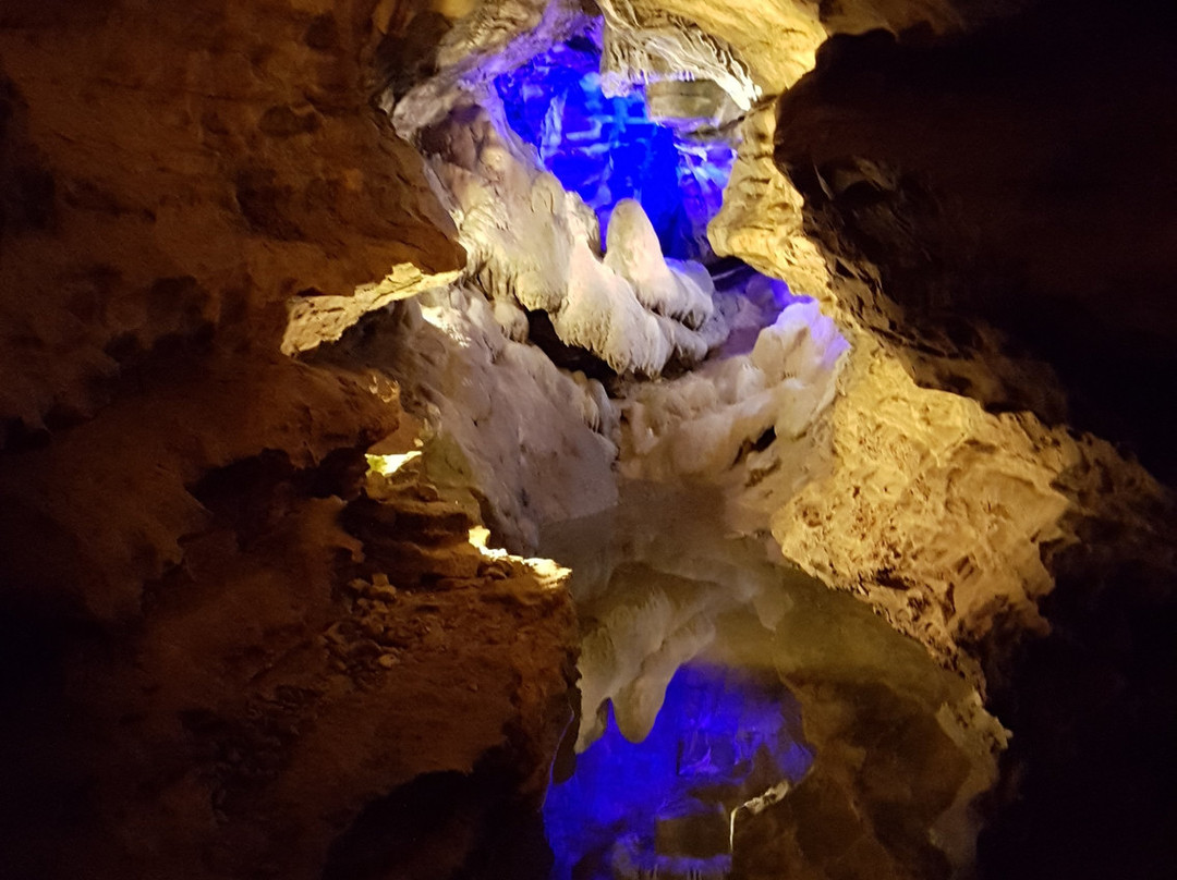 Mark Twain Cave Campground