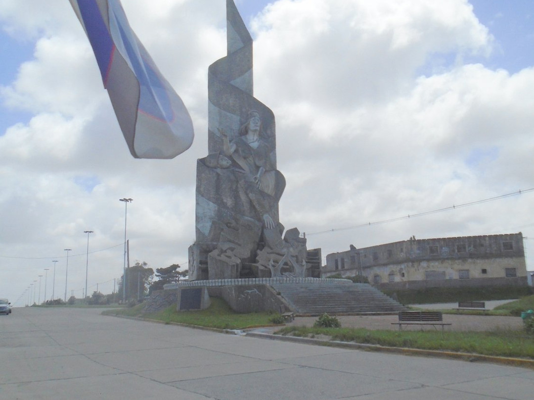 El monumento a la Gesta de Malvinas-Quequen必去景点