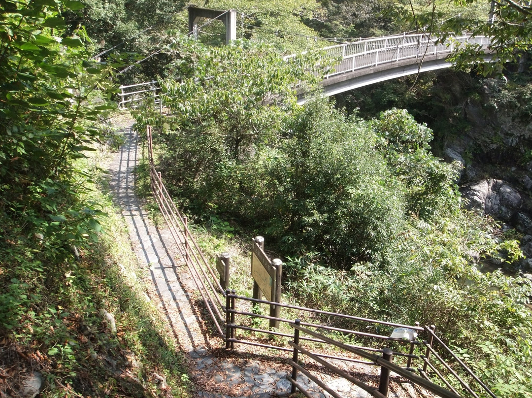 Sambaseki Valley景点图片