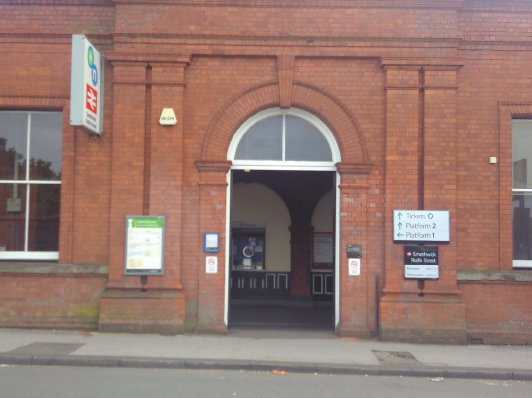 Smethwick Rolfe Street Railway Station景点图片