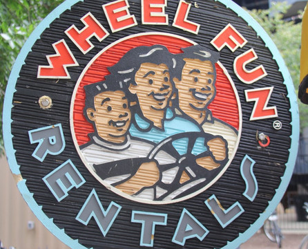 Wheel Fun Rentals-芝加哥必去景点