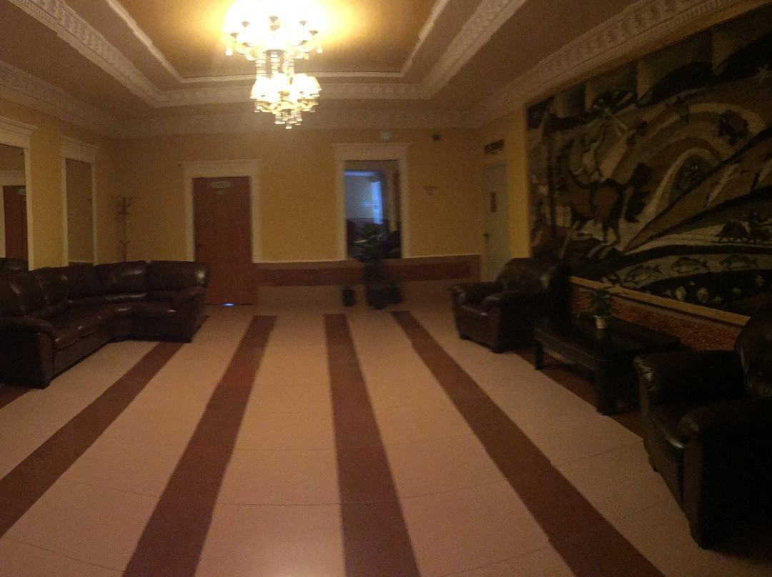 雷尼尔酒店