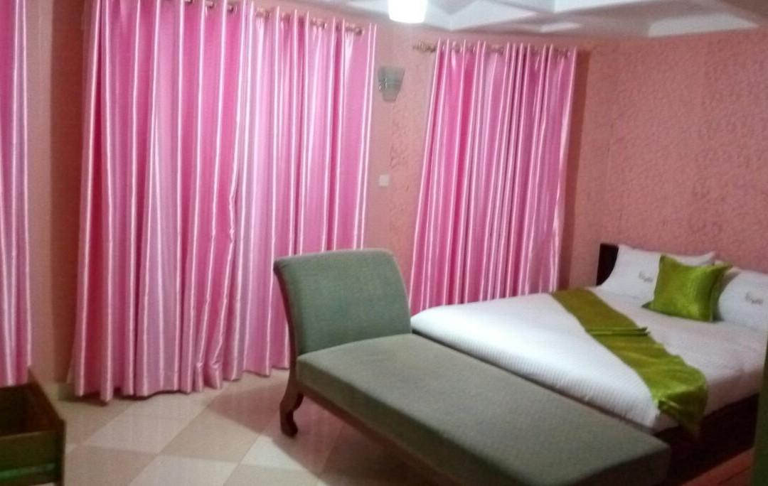 Lake Elementaita酒店住宿-Hotel Luna Nakuru