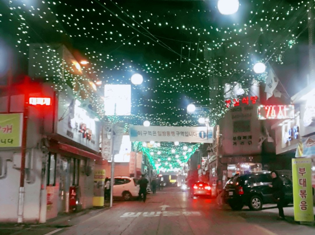 Uijeongbu Budaejjigae Street-议政府市必去景点