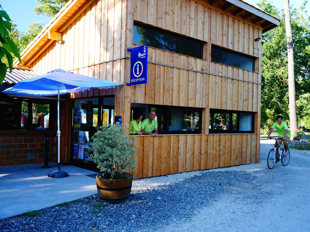 Camping Clicochic Le Médoc Bleu