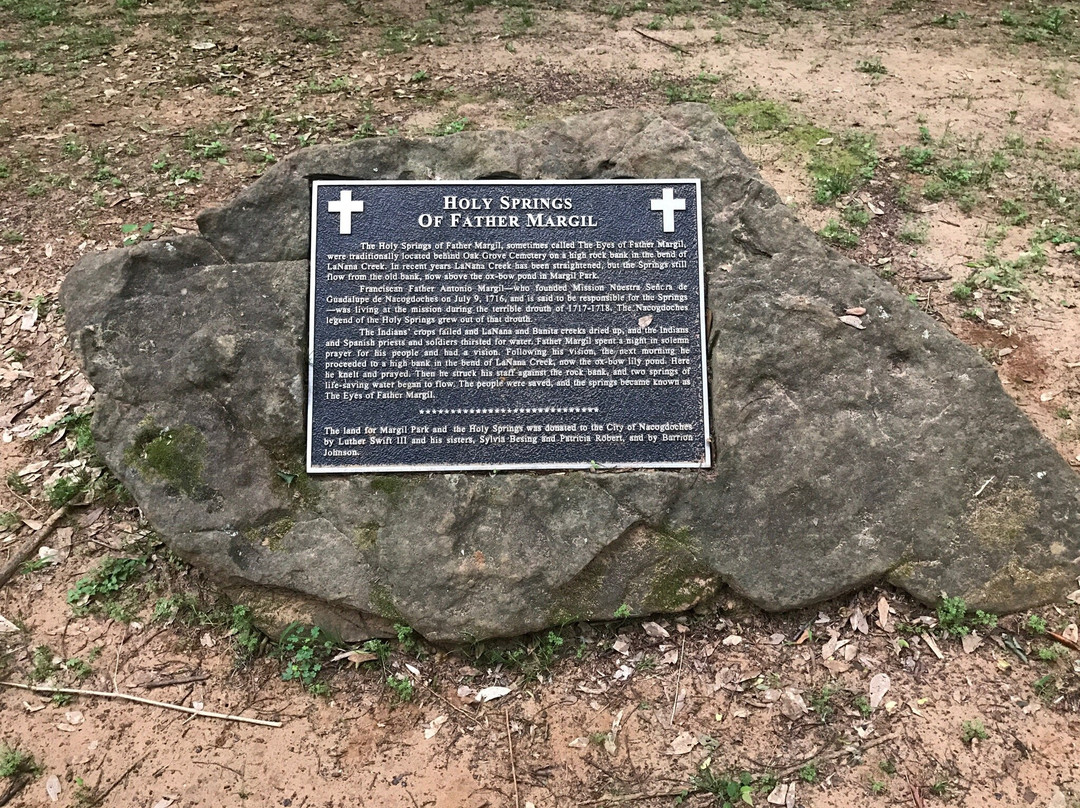 Lanana Creek Trail景点图片