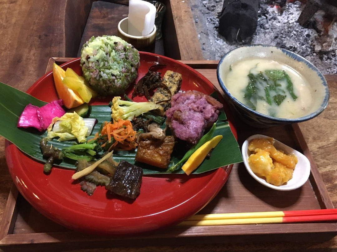 金武町餐馆和美食-Cafe Garamanjyaku