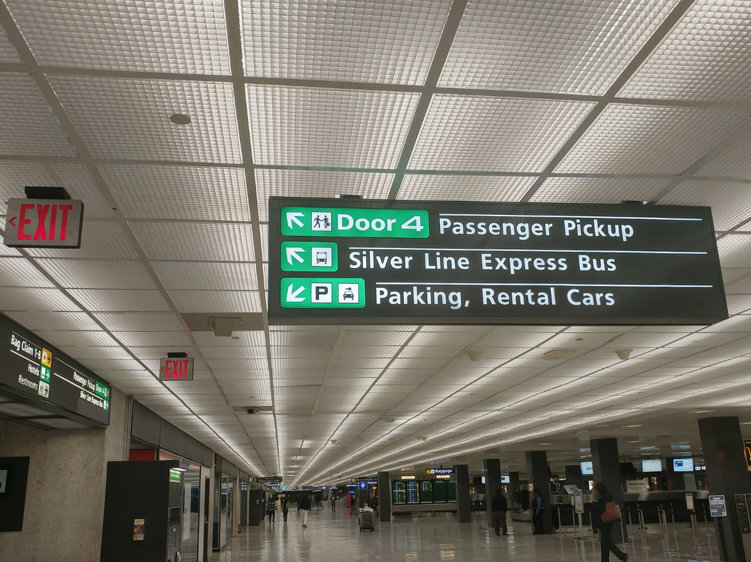 Washington Flyer Silver Line Express景点图片