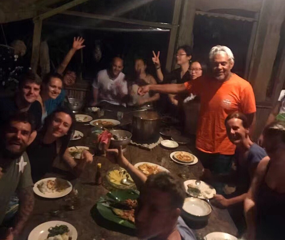 Putih Lessi Indah主图