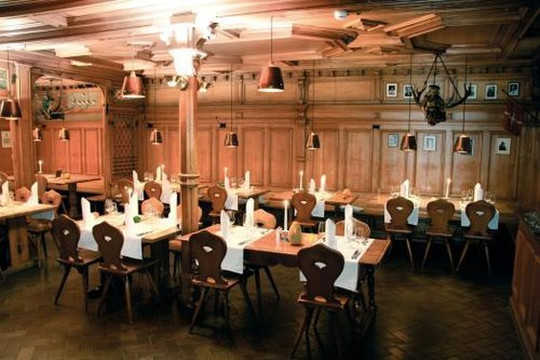 Zunfthaus zu Wirthen