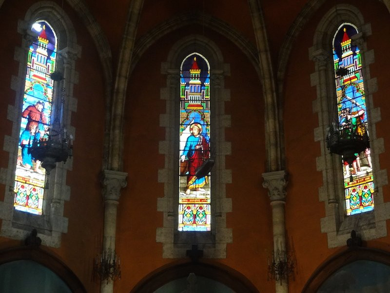 Eglise Saint-Nicolas.-卡布勒通必去景点