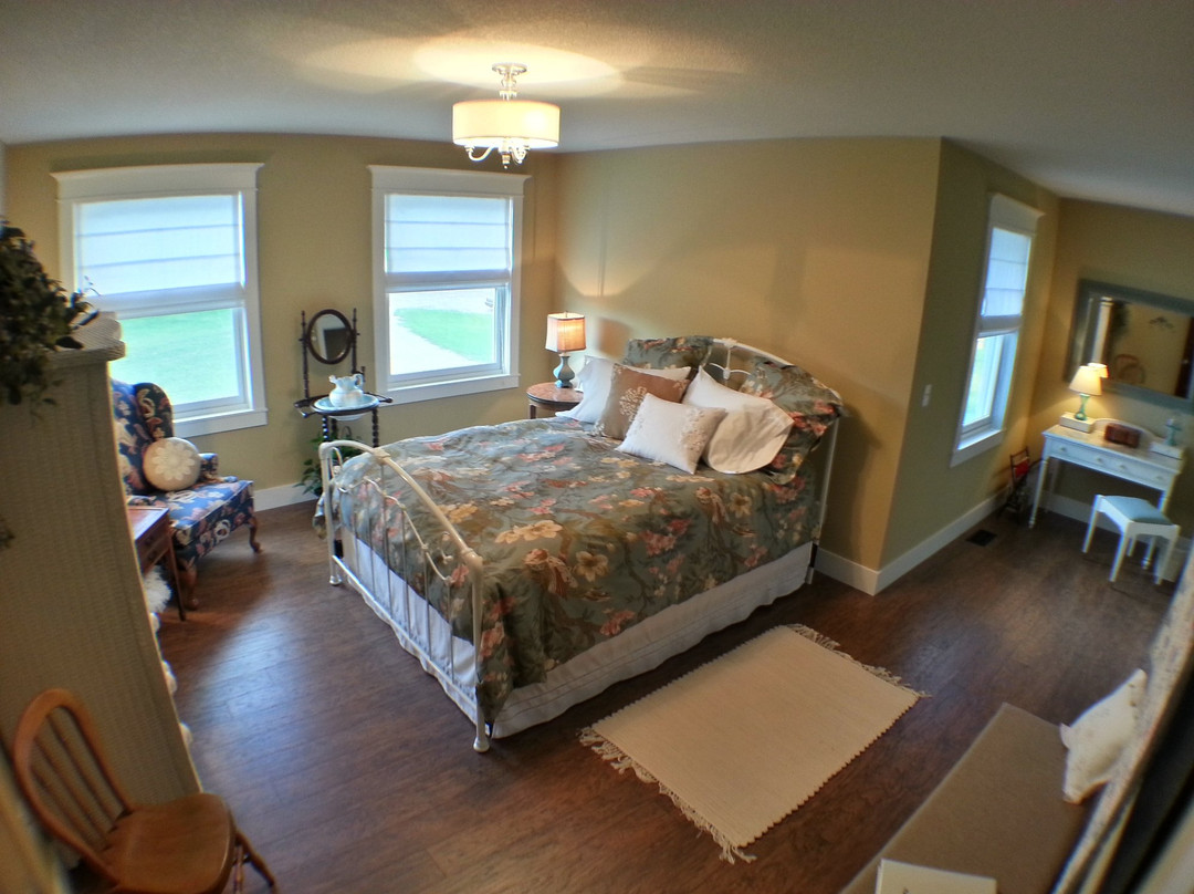 The Oliver Acreage主图