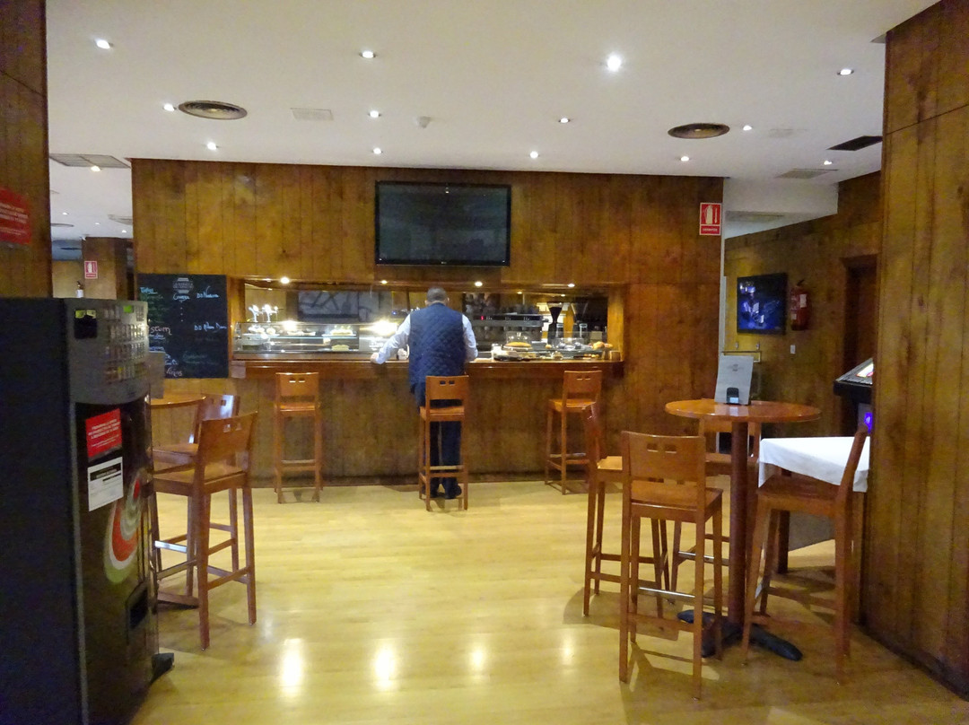 Sancho Ramírez Hotel主图