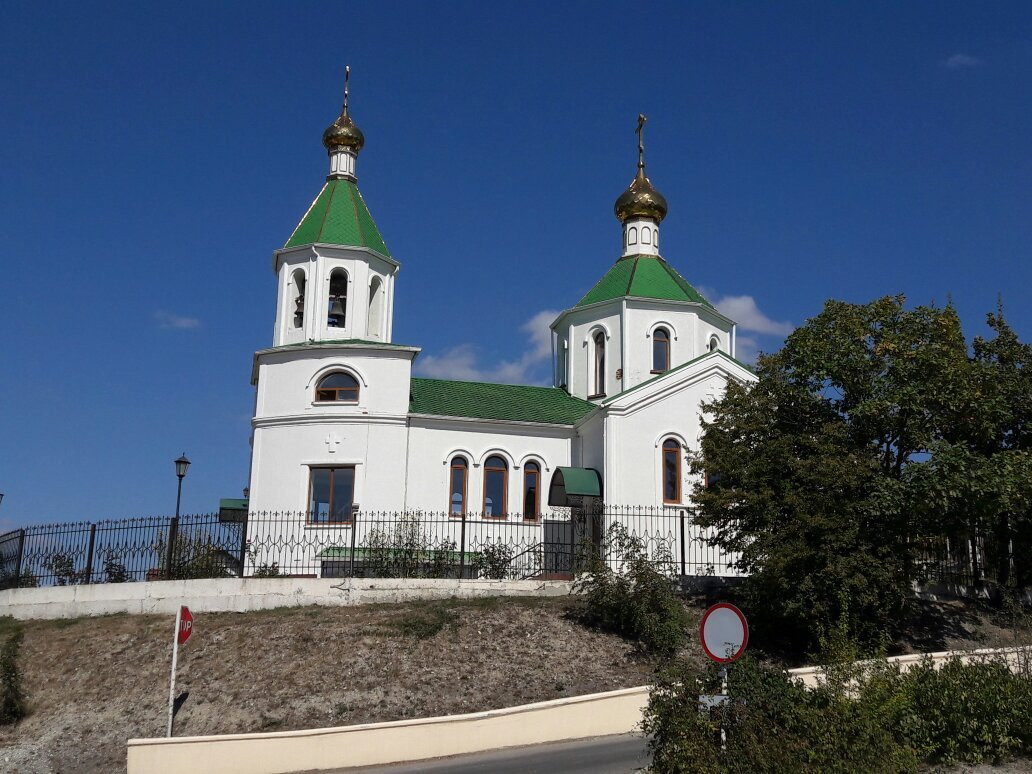 Temple of St. Ksenia of St. Petersburg景点图片