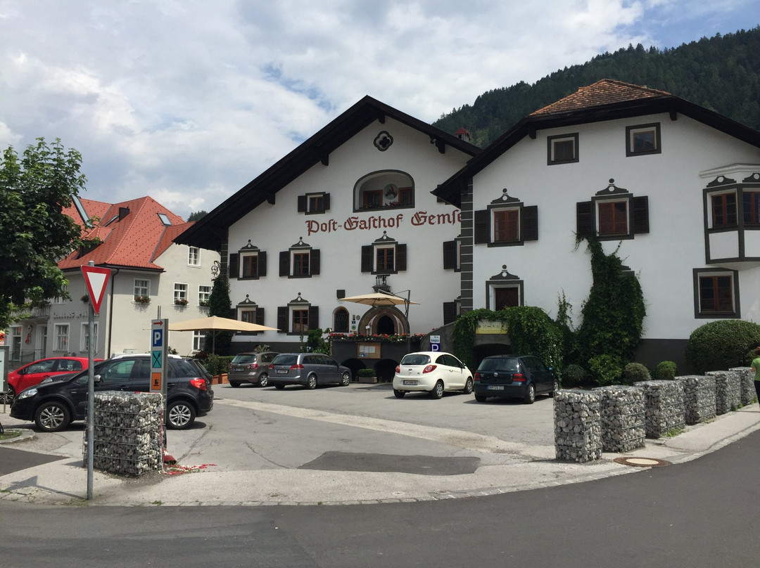 Zams酒店住宿-Postgasthof Gemse