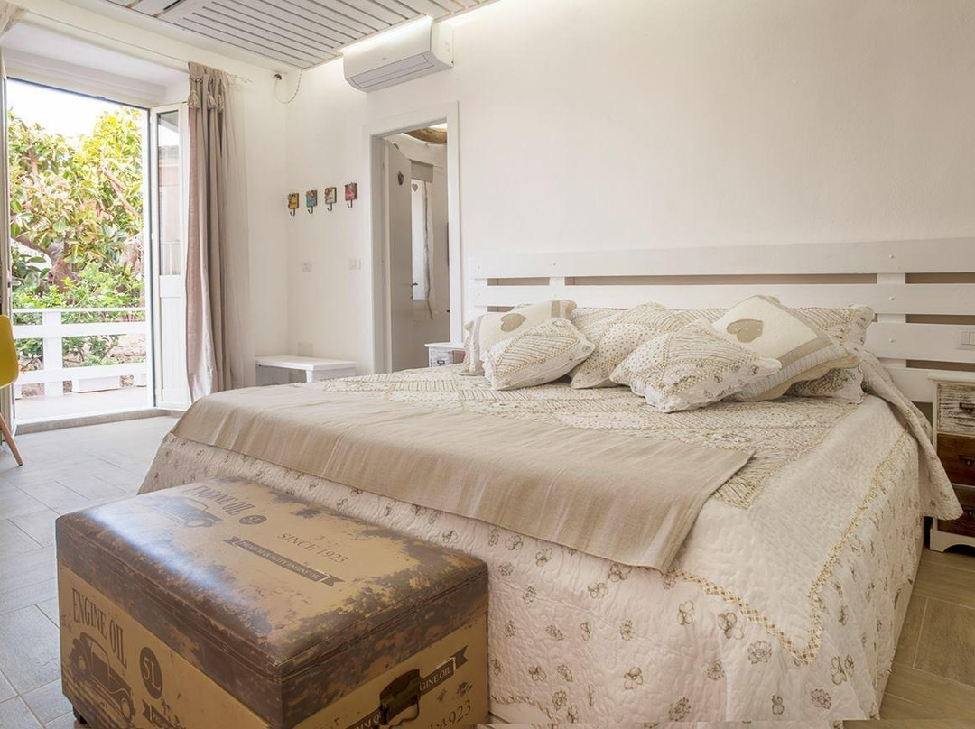 Terravecchia-portoquadro酒店住宿-Lu Canaloni Affittacamere