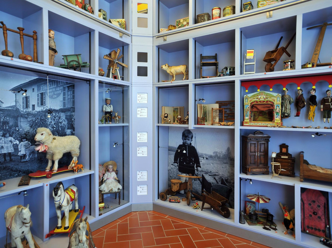 Museo Storico Etnografico della Bassa Valsesia-Romagnano Sesia必去景点