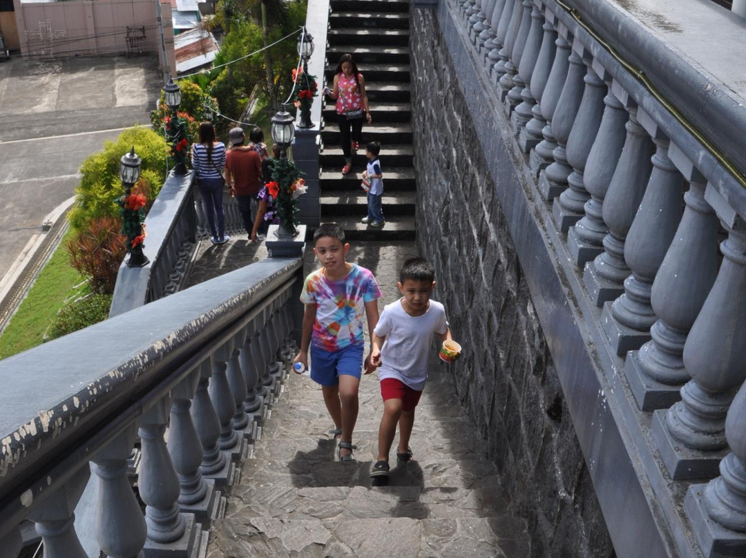 Emerald Grotto of Our Lady of Lourdes-Iriga City必去景点