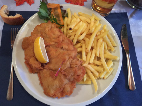 Haldenstein餐馆和美食-Calanda