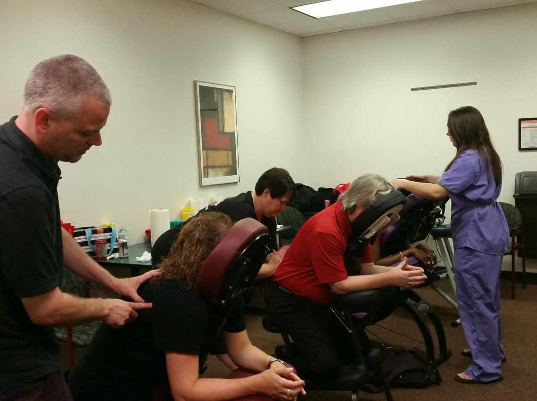 Pampered Healing Massage & Day Spa-克里斯琴斯堡必去景点