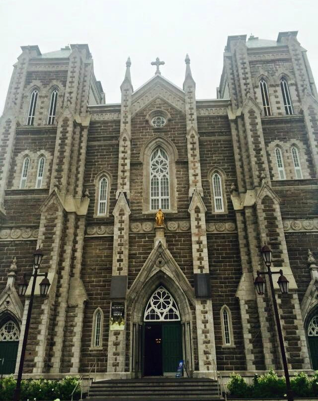 A l'eglise La Nativite de Notre-Dame景点图片