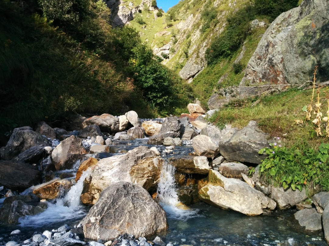 Lac de Pormenaz景点图片