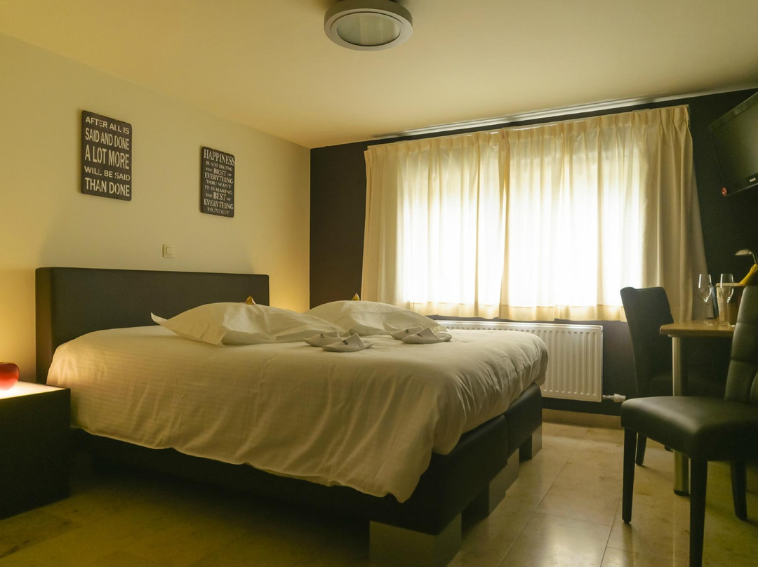 Hotel Pracha主图