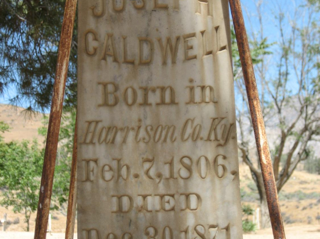 Old Kernville Cemetery-Wofford Heights必去景点