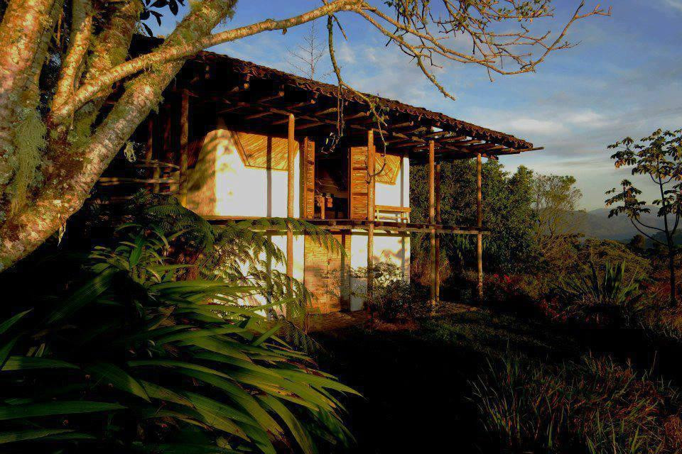 Isnos酒店住宿-Refugio Ecologico Casa del Sol Naciente