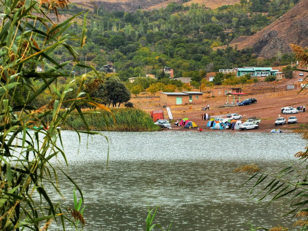 Ovan Lake景点图片