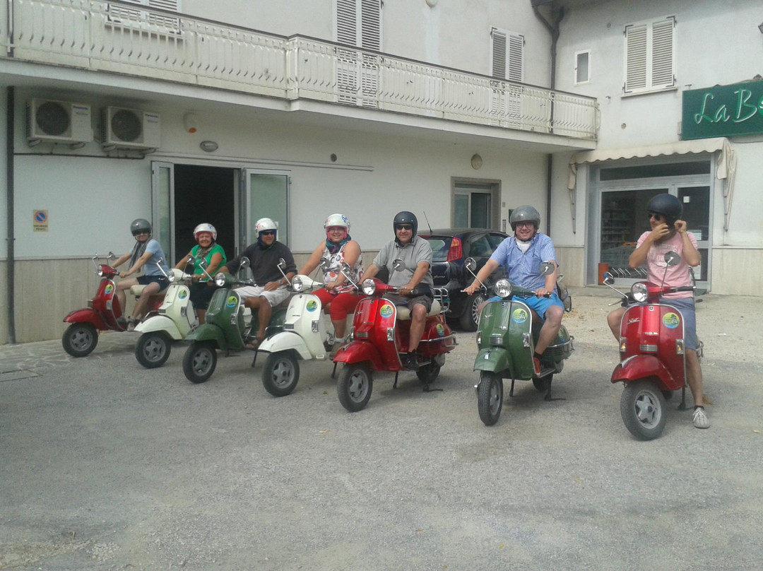 Umbria Scooter Rental景点图片