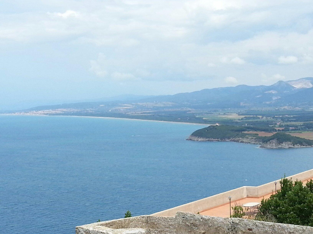 Baratti and Populonia Archeological Park景点图片