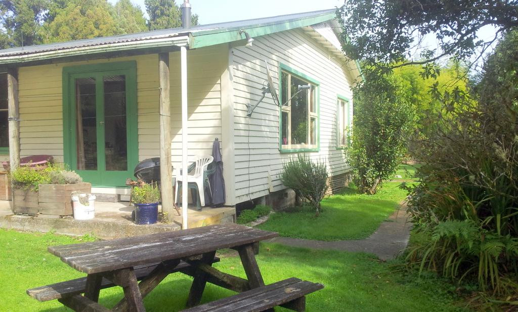 Wangapeka Backpackers - Atawhai Farmstay
