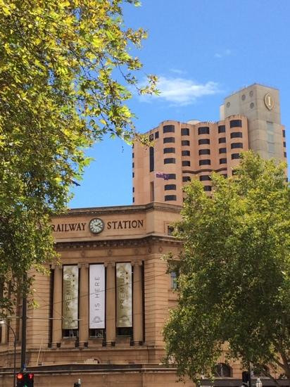 North Terrace-阿德莱德必去景点