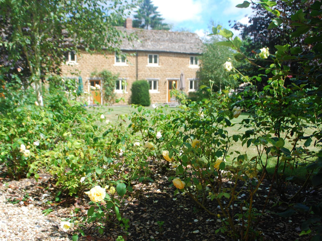 Cotswold Holiday Rose Walk Cottages