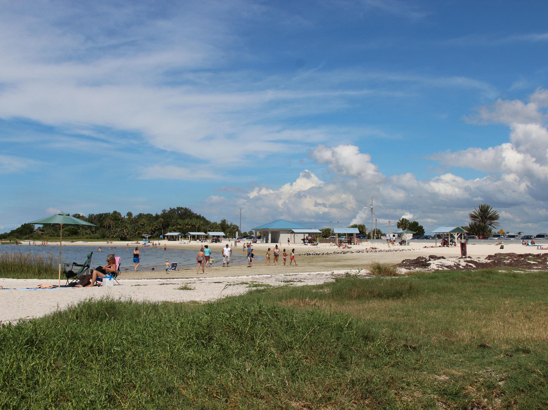 Fort Island Gulf Beach-克里斯特尔里弗必去景点