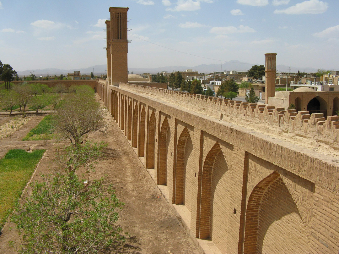 Mosallah Edifice景点图片