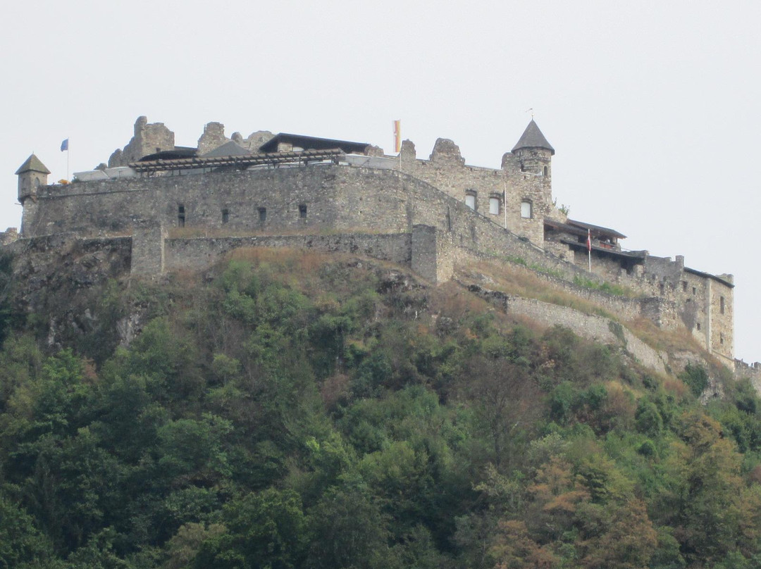 Landskron Castle景点图片