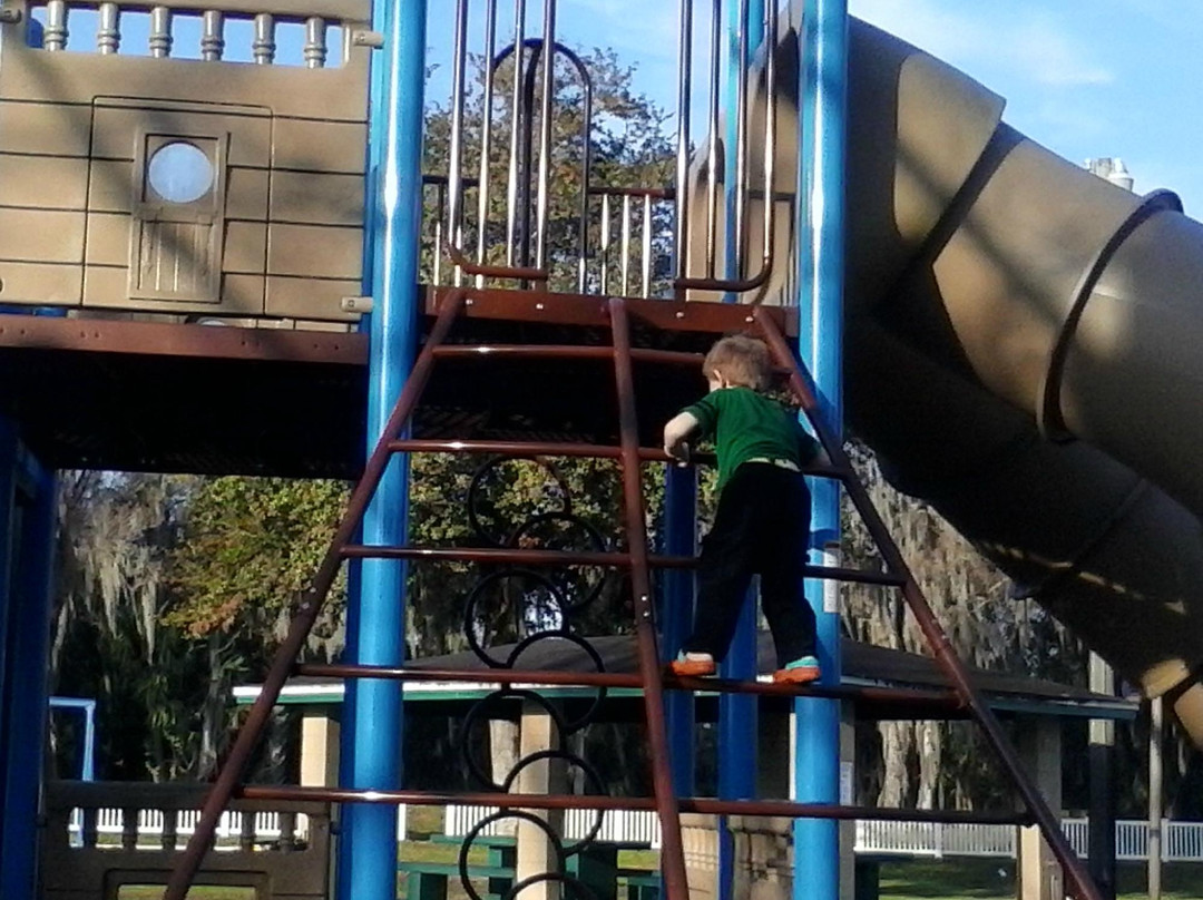 Mary Holland Park-Bartow必去景点