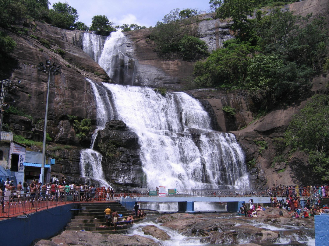 Coutrallam Water Falls From South Tamil Nadu景点图片