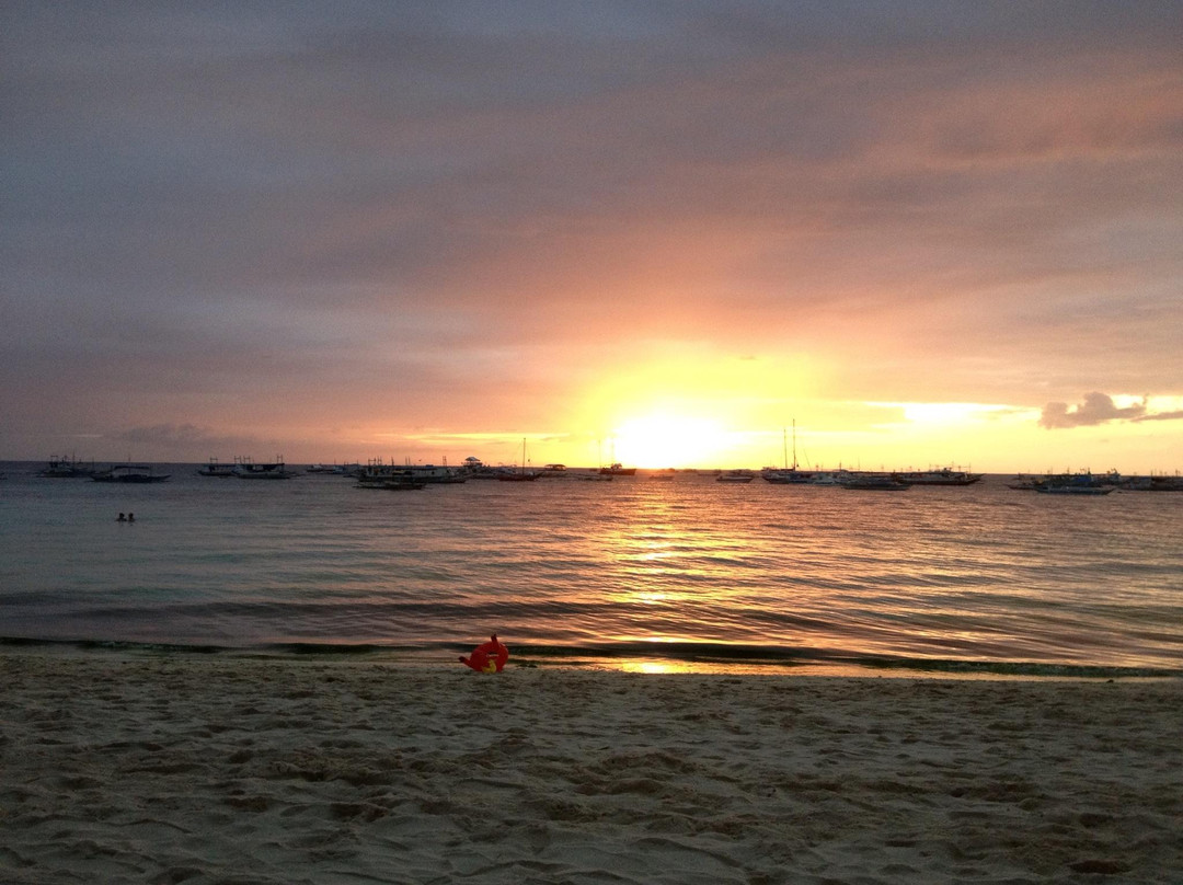 白沙滩-长滩岛必去景点