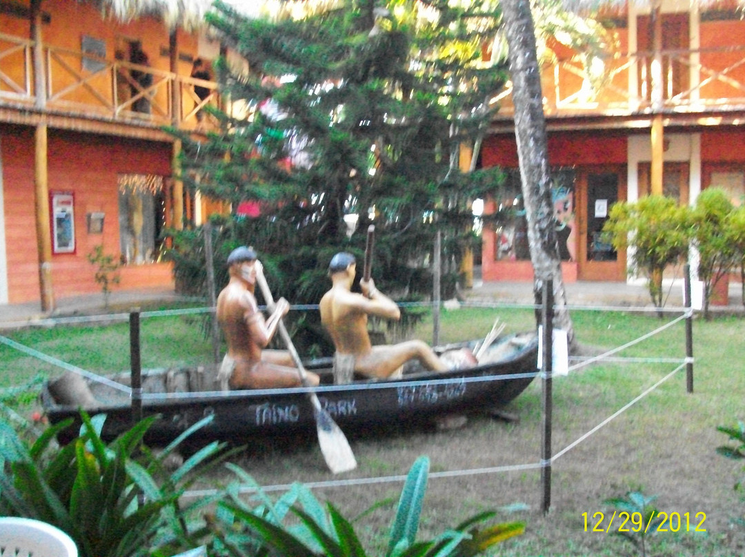 Plaza Commercial  El Paseo de la Costanera-拉斯特拉纳斯必去景点